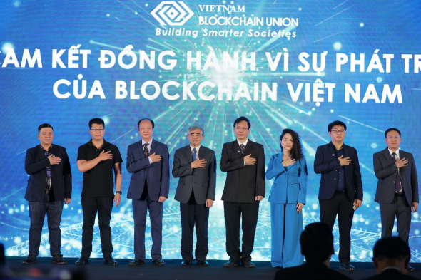 Premiere of Vietnam Blockchain Union - Meet top 100 greatest leaders in the Blockchain industry
