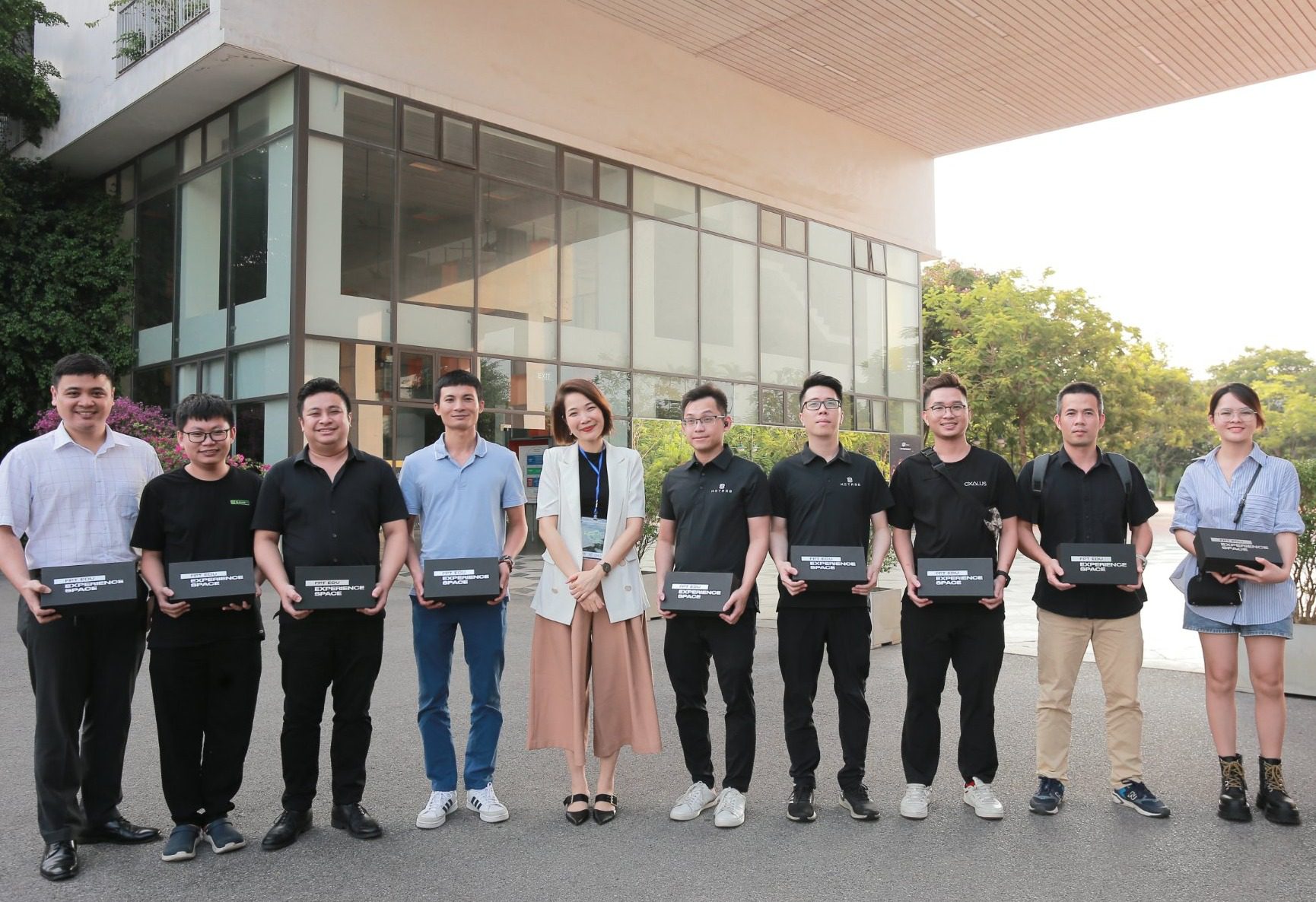 SotaTek-Sponsored-the-FPT-Hackathon-Contest-“Decentralized-Blockchain-Application-Development” SotaTek-Sponsored-the-FPT-Hackathon-Contest-“Decentralized-Blockchain-Application-Development”