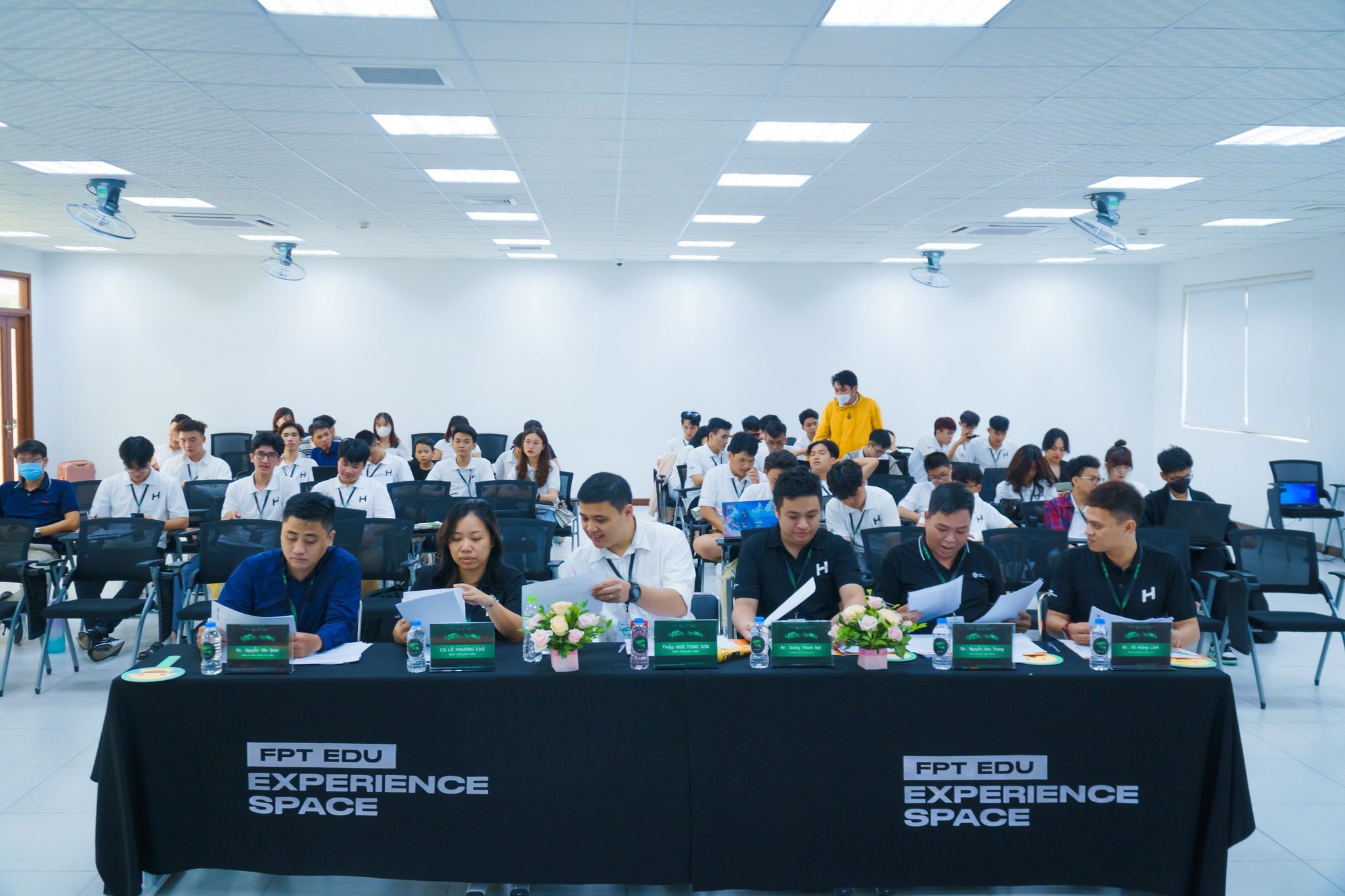 SotaTek was invited to judge the FPT Edu Hackathon 2022