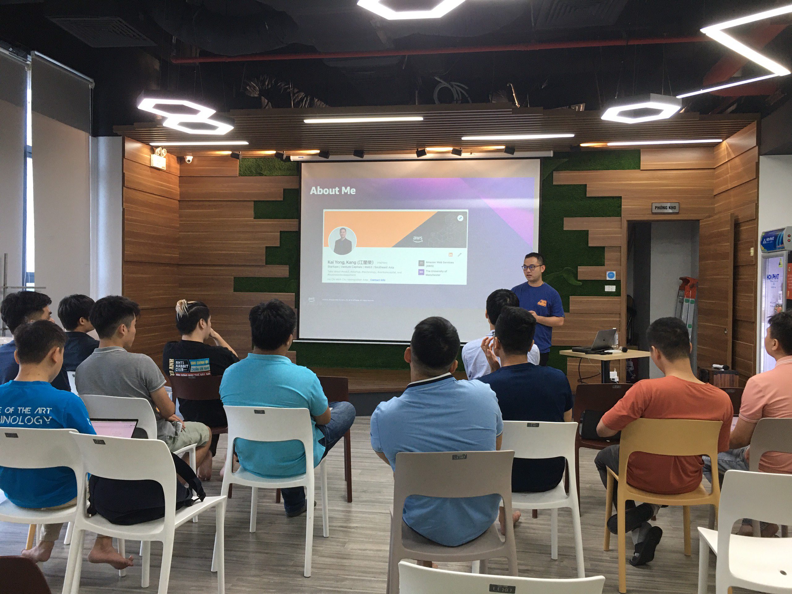 SotaTek-Launched-Workshop-Amazon-Culture-and-Innovation-Playbook-for-Startups