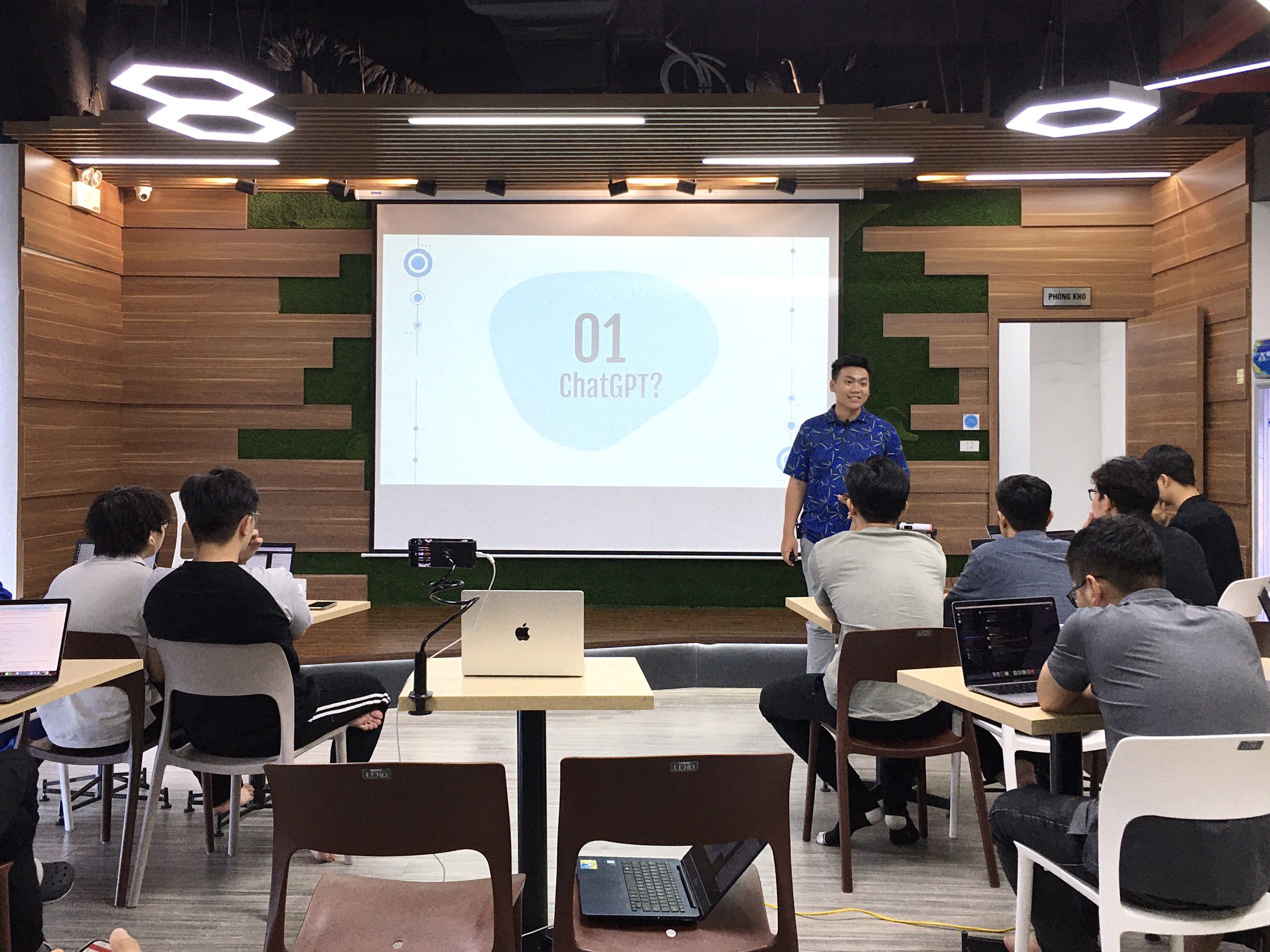 Tech-Talk-#11-ChatGPT-Why-and-How